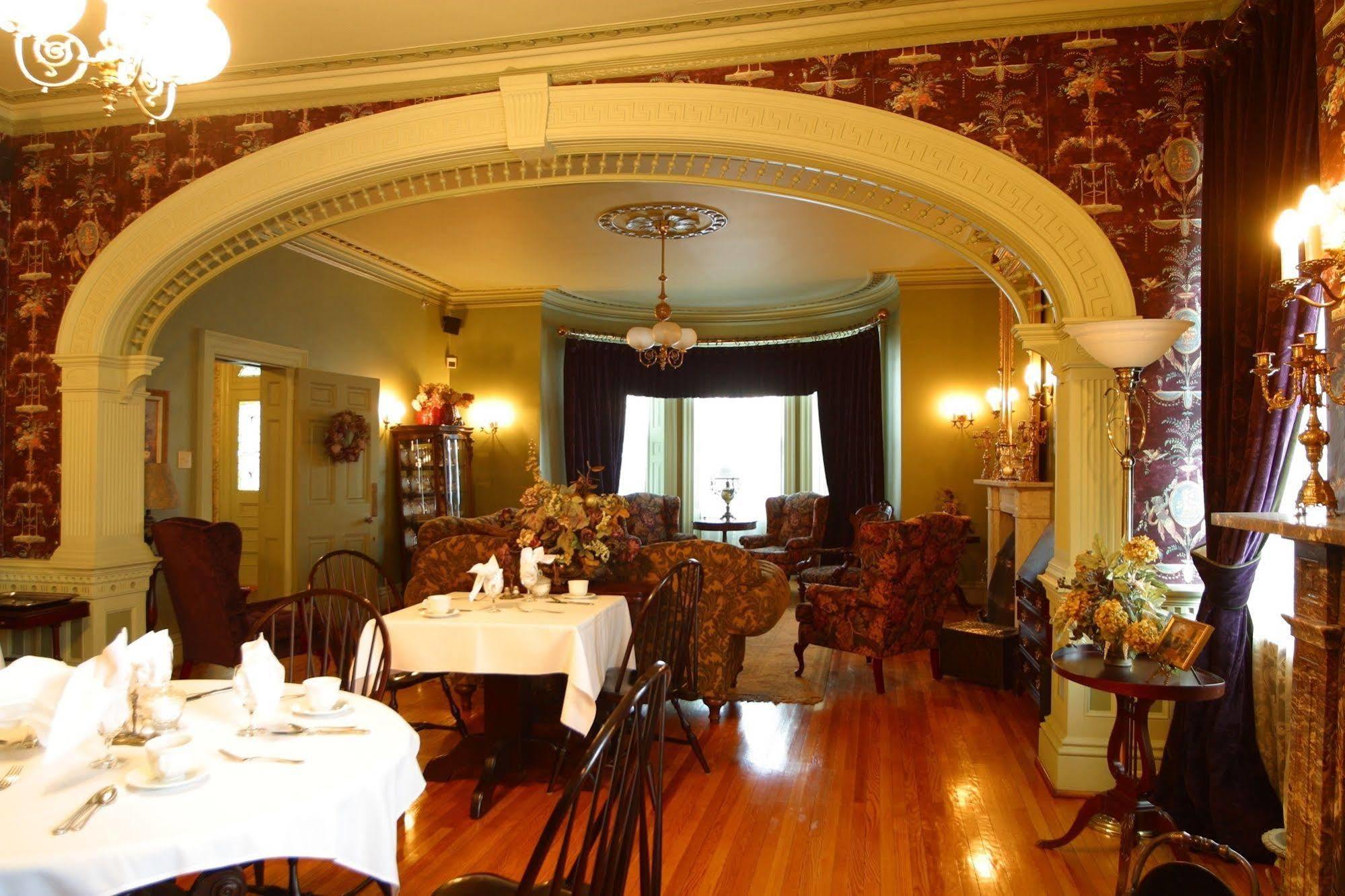 Fairholm Boutique Inns Charlottetown Extérieur photo